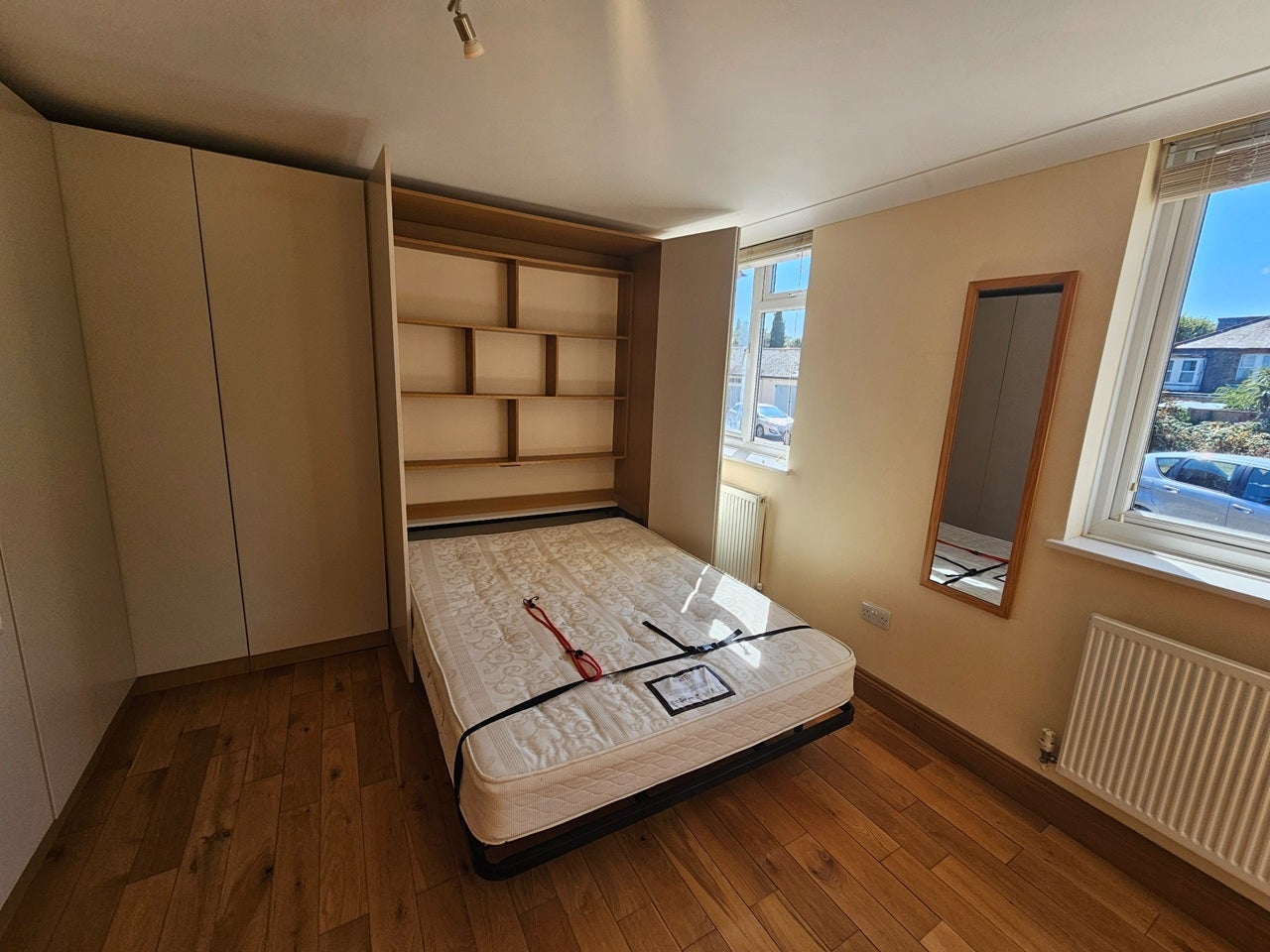 Flat Walpole Close in Greater London