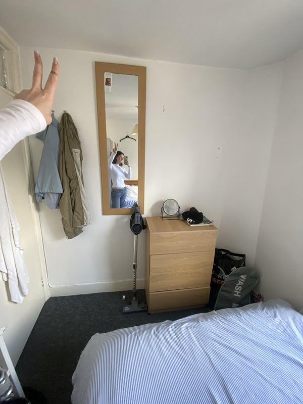 Room Middle Lane Mews in Greater London