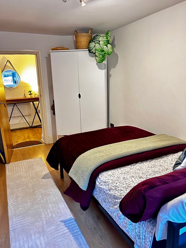 Room Demesne Road in Manchester