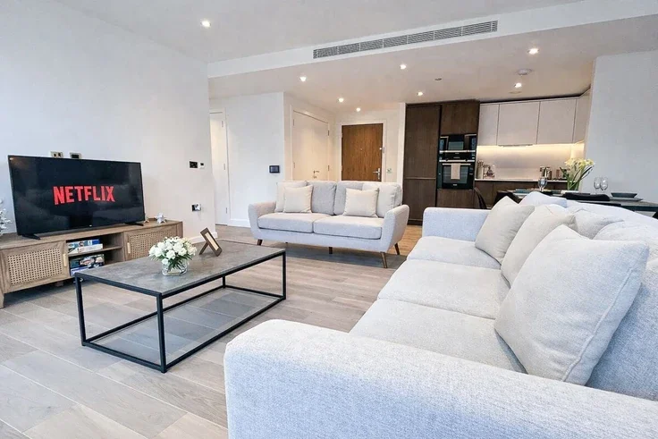 Flat Granville Square in Greater London