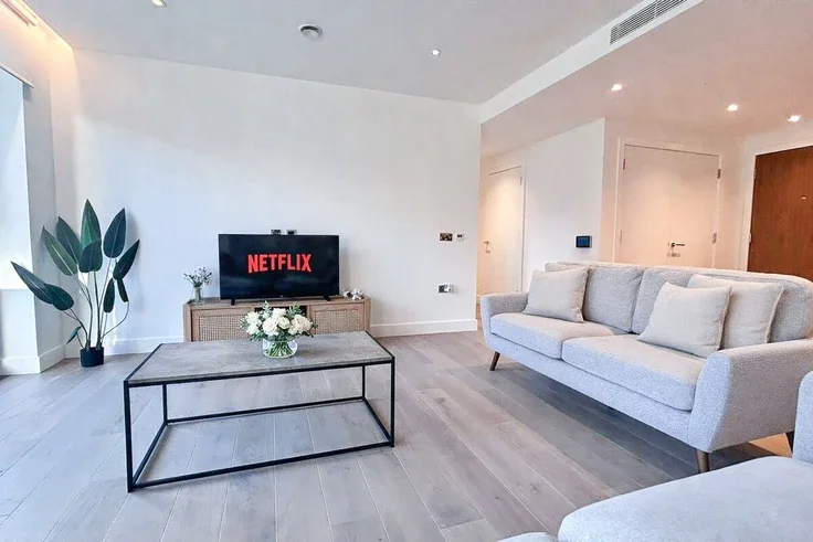 Flat Granville Square in Greater London