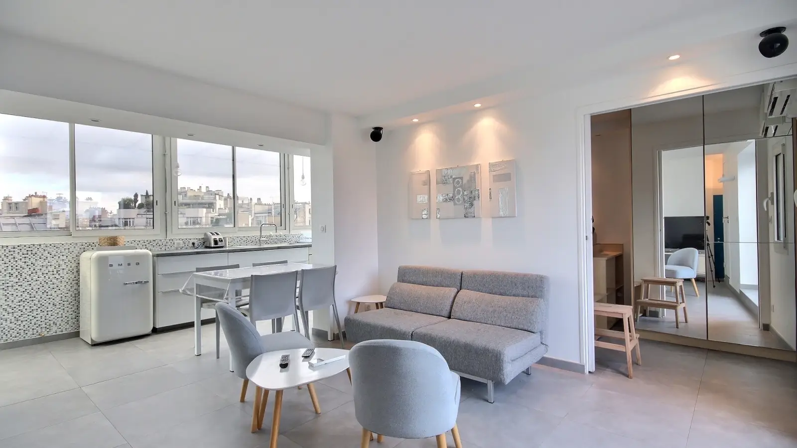 Flat Rue de Courcelles in Paris