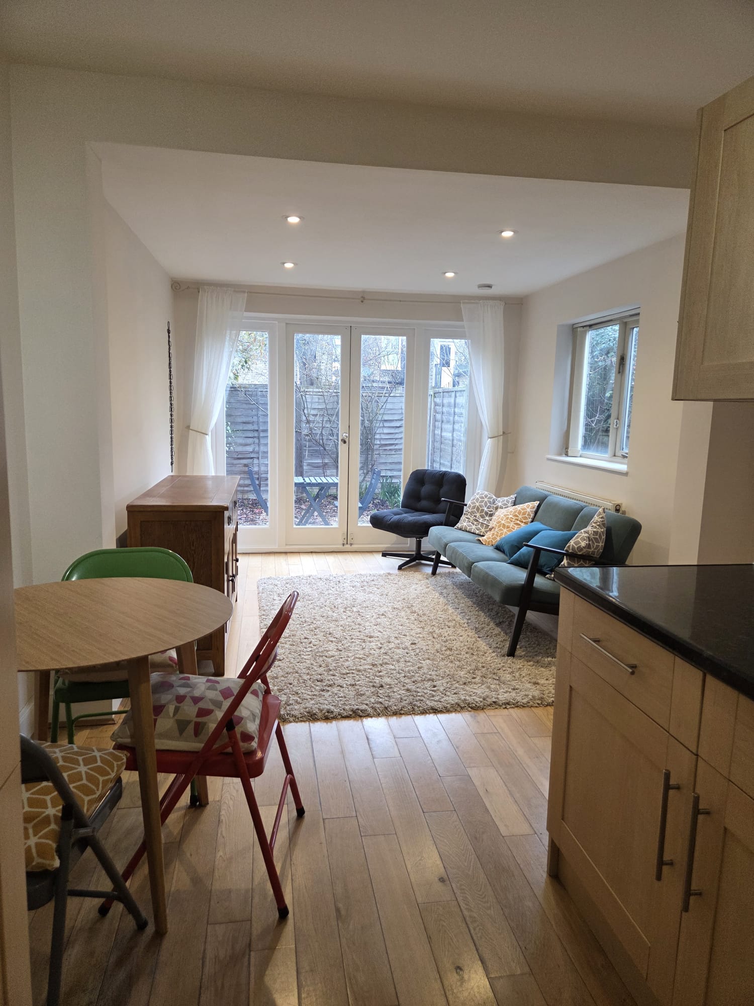 Flat Midmoor Road in Greater London