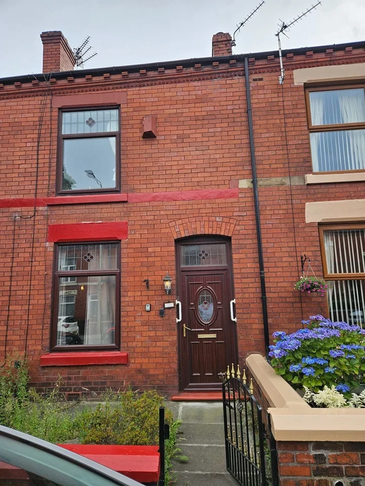 House Tyldesley Road in Wigan