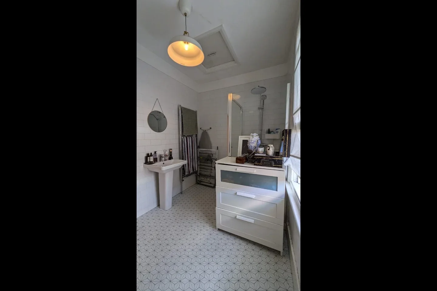 Room Gorleston Road in Greater London