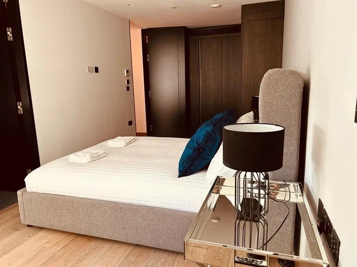 Flat Hoxton Square in Greater London