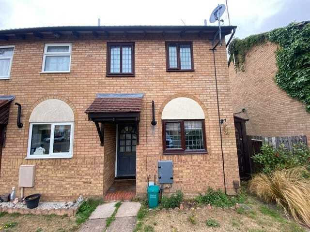 House Keyes Drive in Rugby