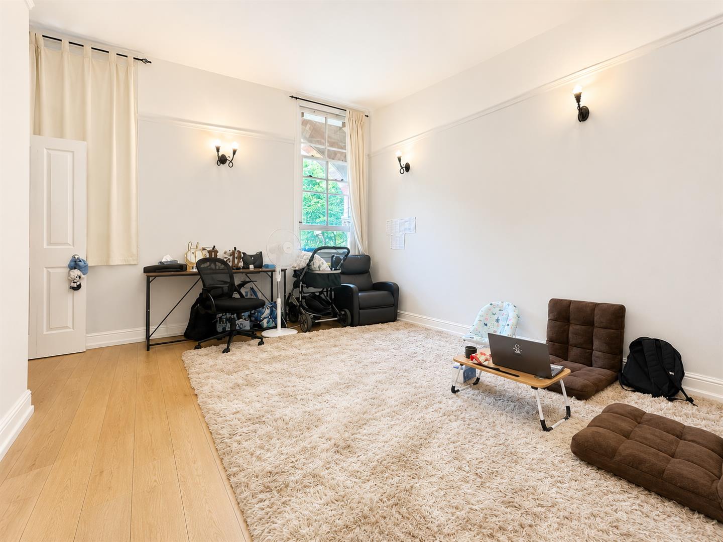 Flat Keele Close in Watford