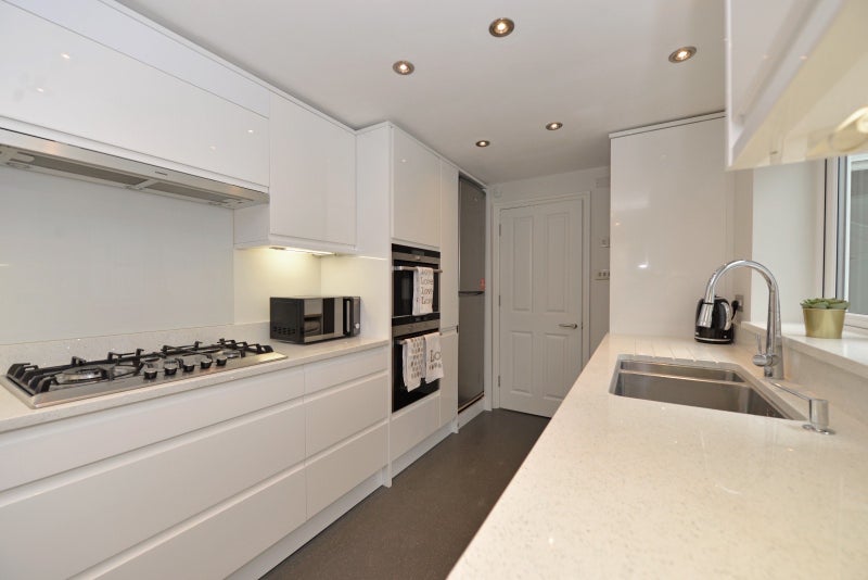 Room Ellerdale Street in Greater London