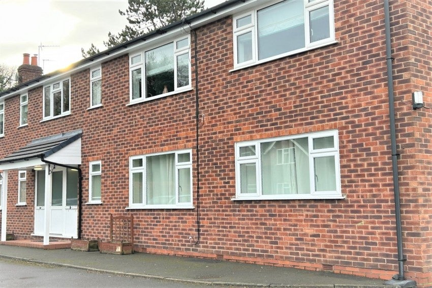 Flat Woods Close in Ollerton