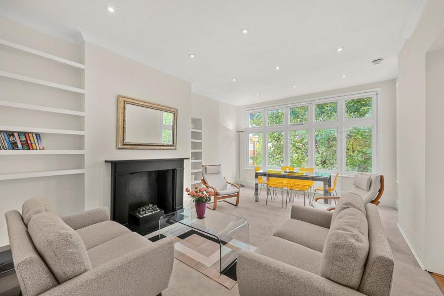 Flat Blenheim Terrace in City of Westminster