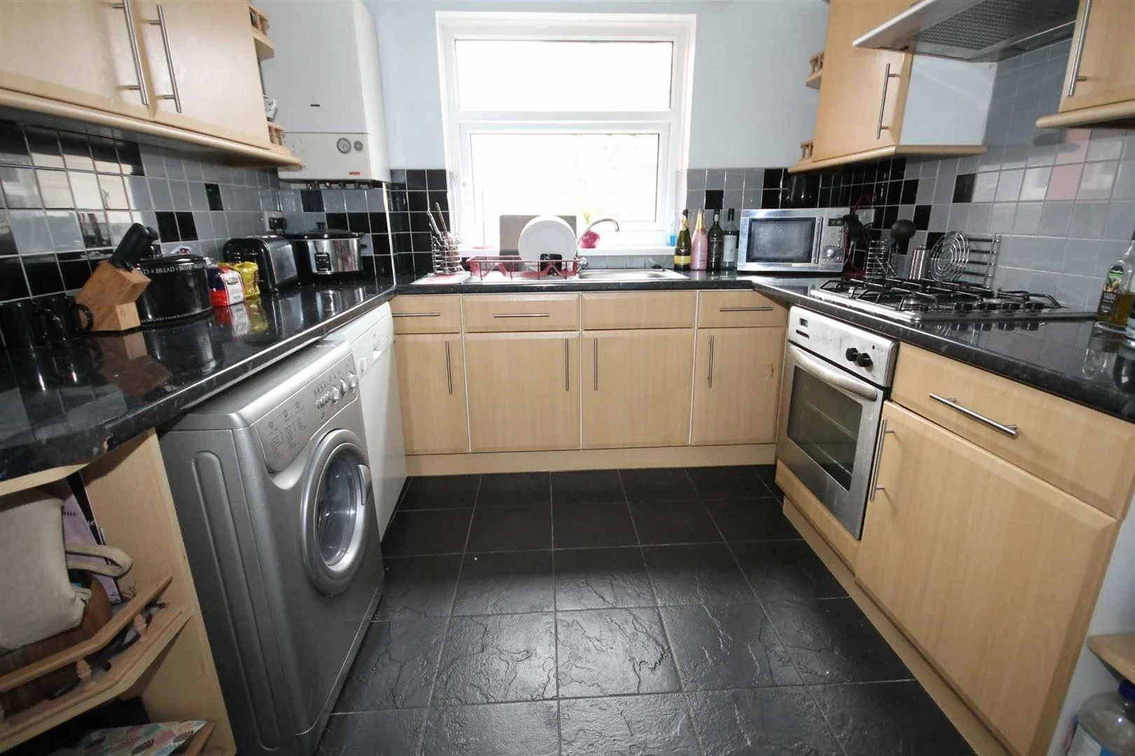 Flat Conway Road in Cardiff