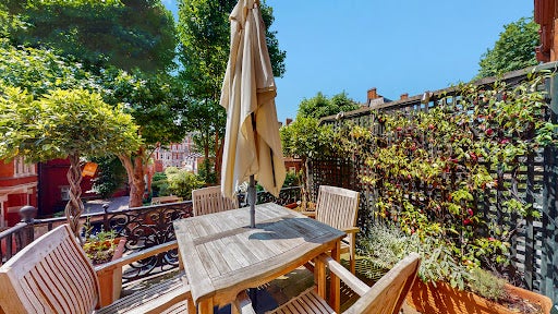 Flat Cadogan Square in Greater London