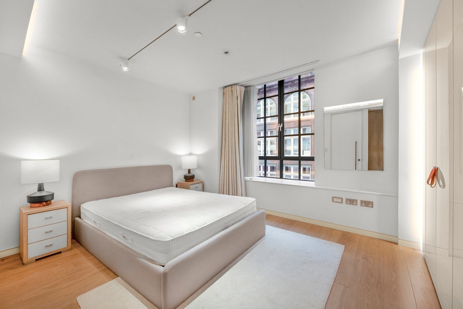 Flat Wardour Street in City of Westminster