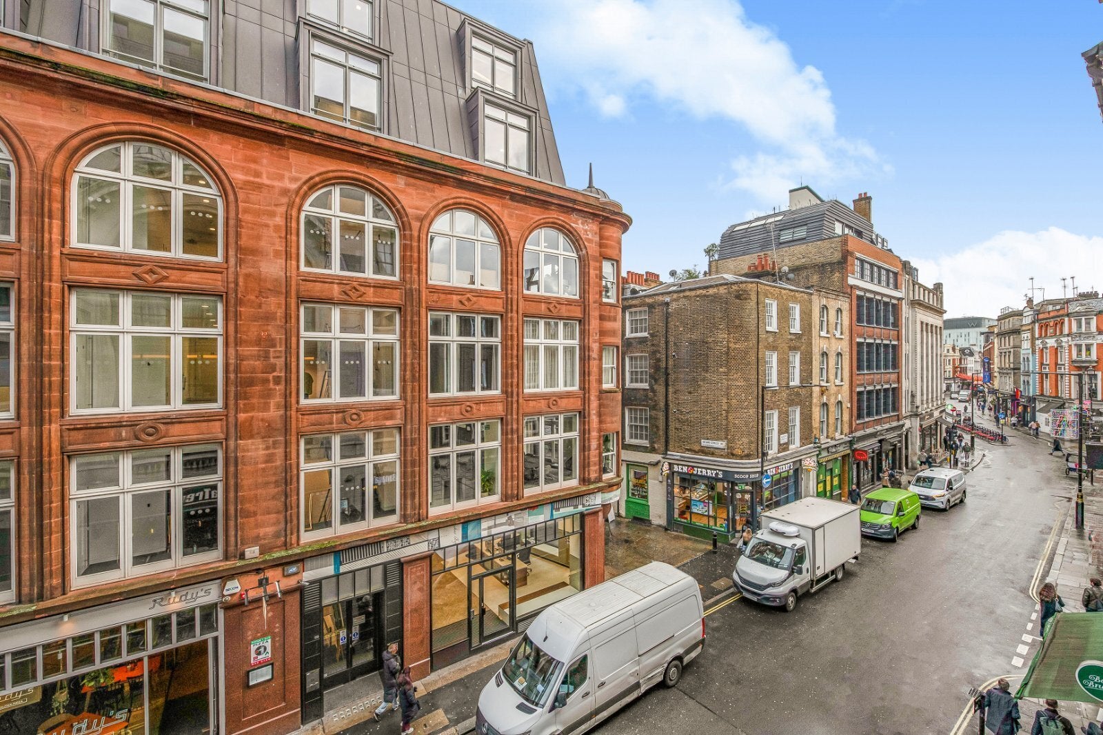 Flat Wardour Street in City of Westminster
