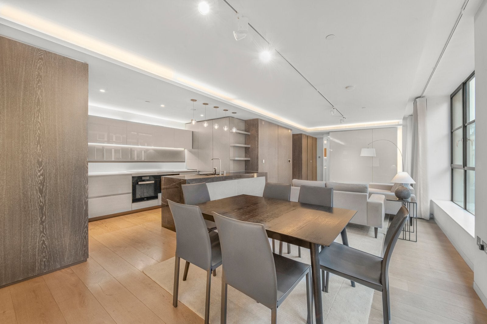 Flat Wardour Street in City of Westminster