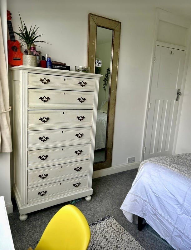Room Moordown in Greater London