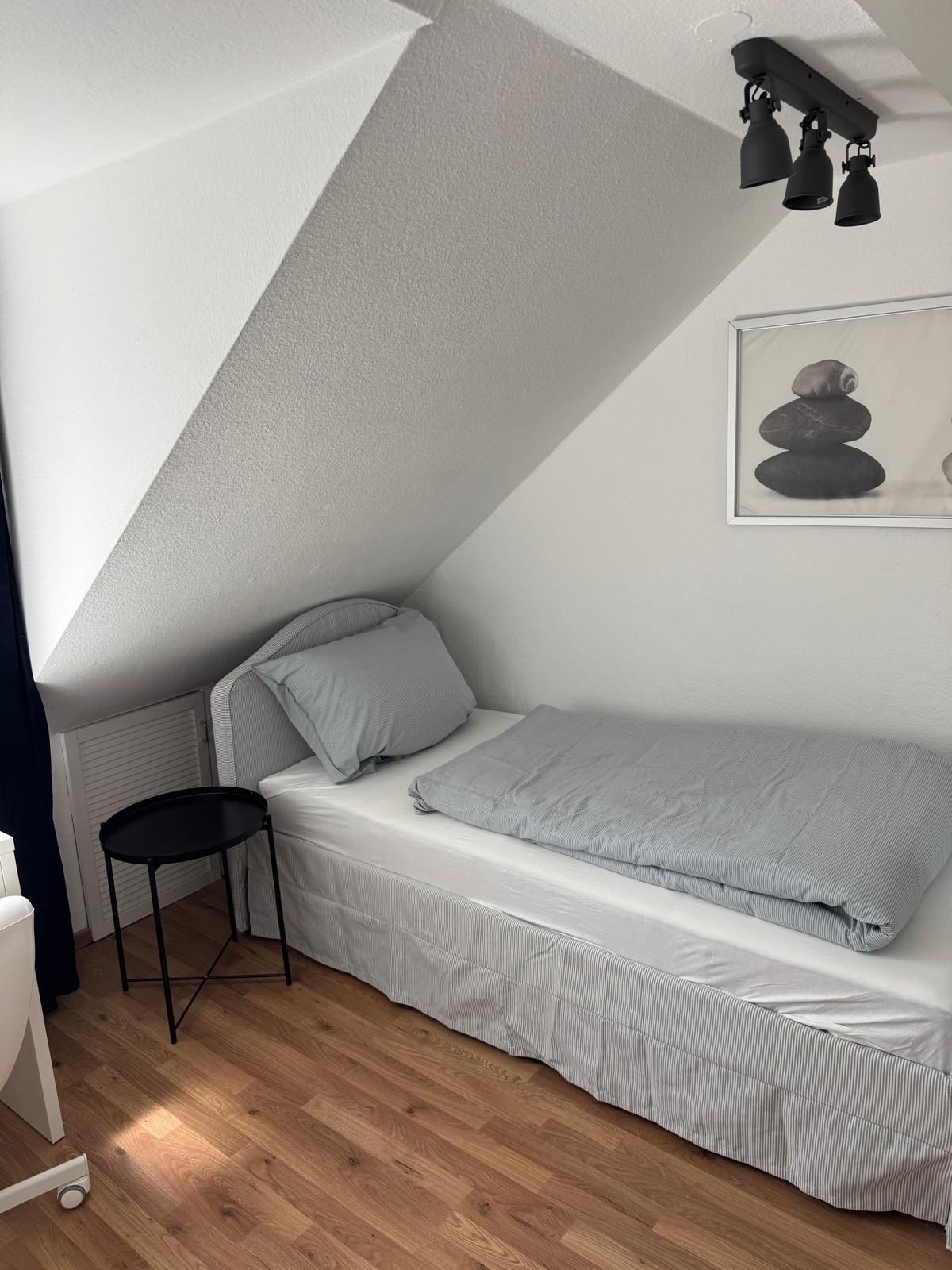 Zimmer Linienstraße in Düsseldorf