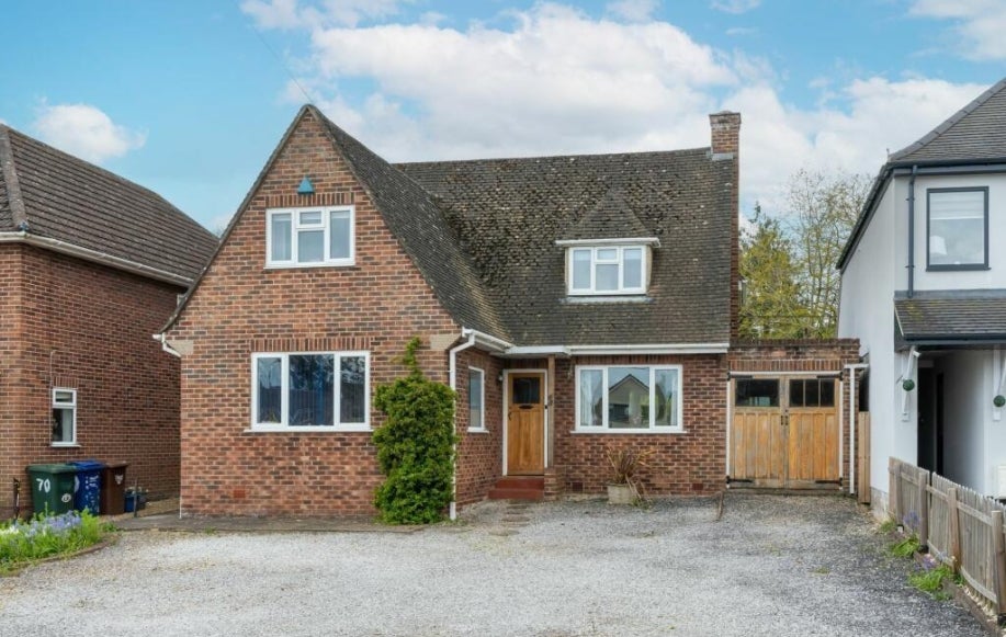House Bicester Road in Cherwell District
