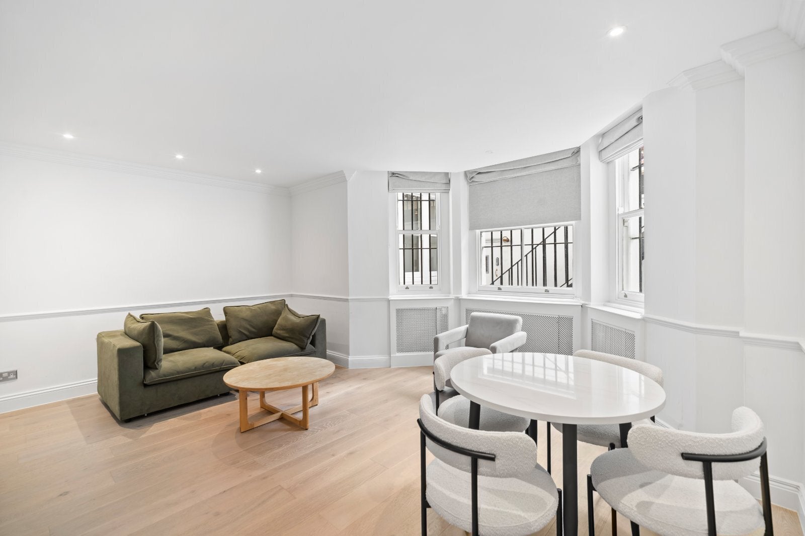 Flat Old Brompton Road in Greater London