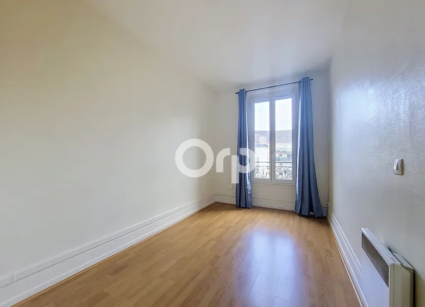 Appartement Rue Jules Juillet à Creil