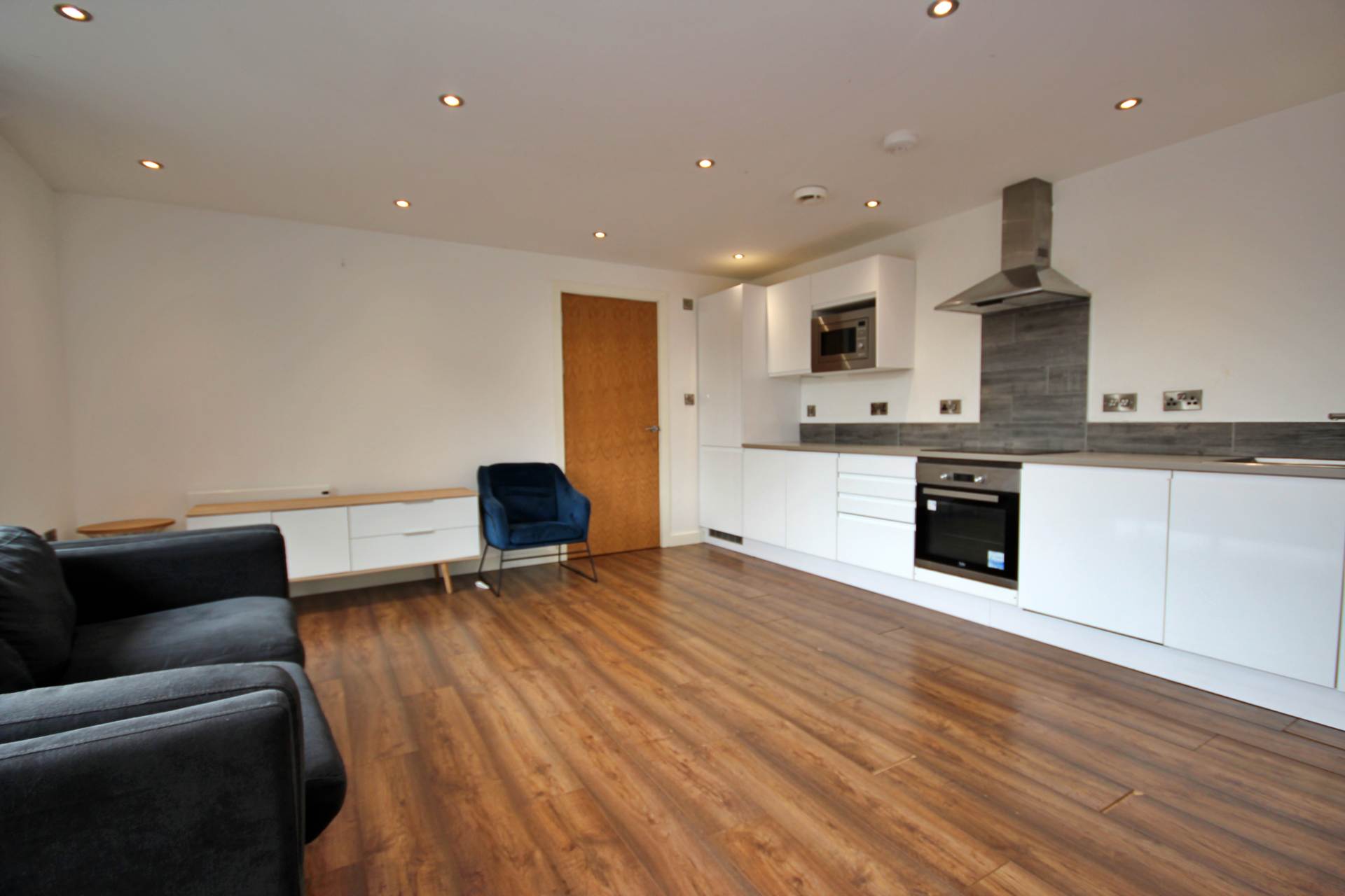Flat Lower Broughton Road in Salford