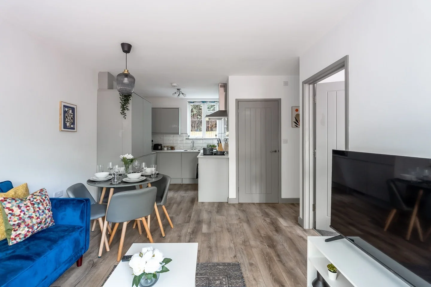 Flat Rickmansworth Lane in Chalfont St Peter