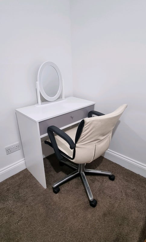 Room Katherine Road in Greater London