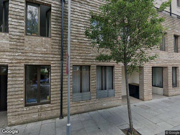 Flat Shalfleet Drive in Greater London