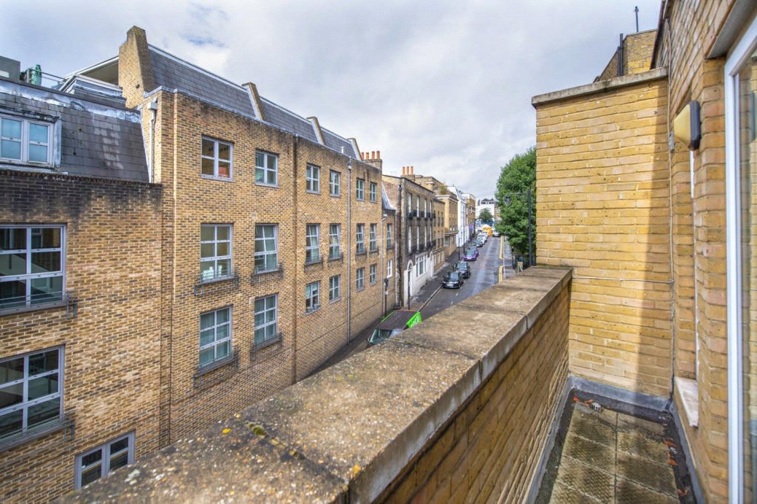 House Gaskin Street in Greater London