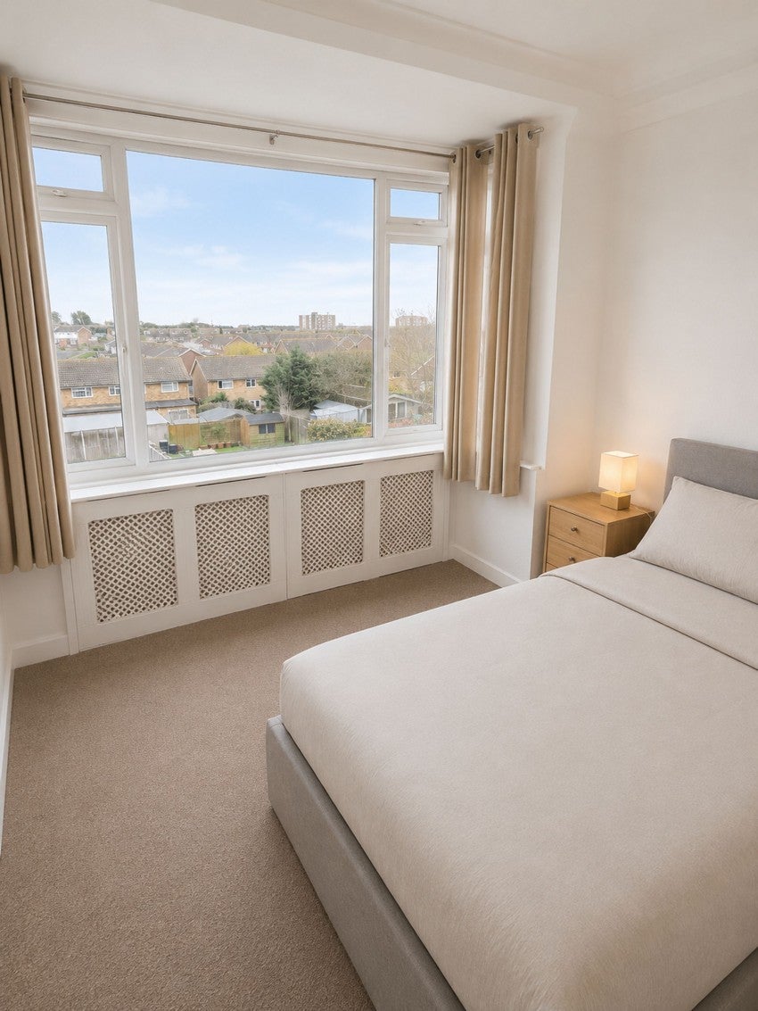 Room De La Warr Road in Rother