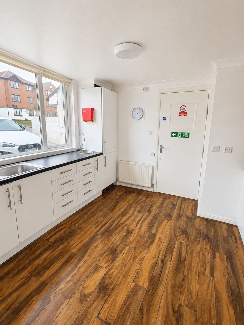Room De La Warr Road in Rother