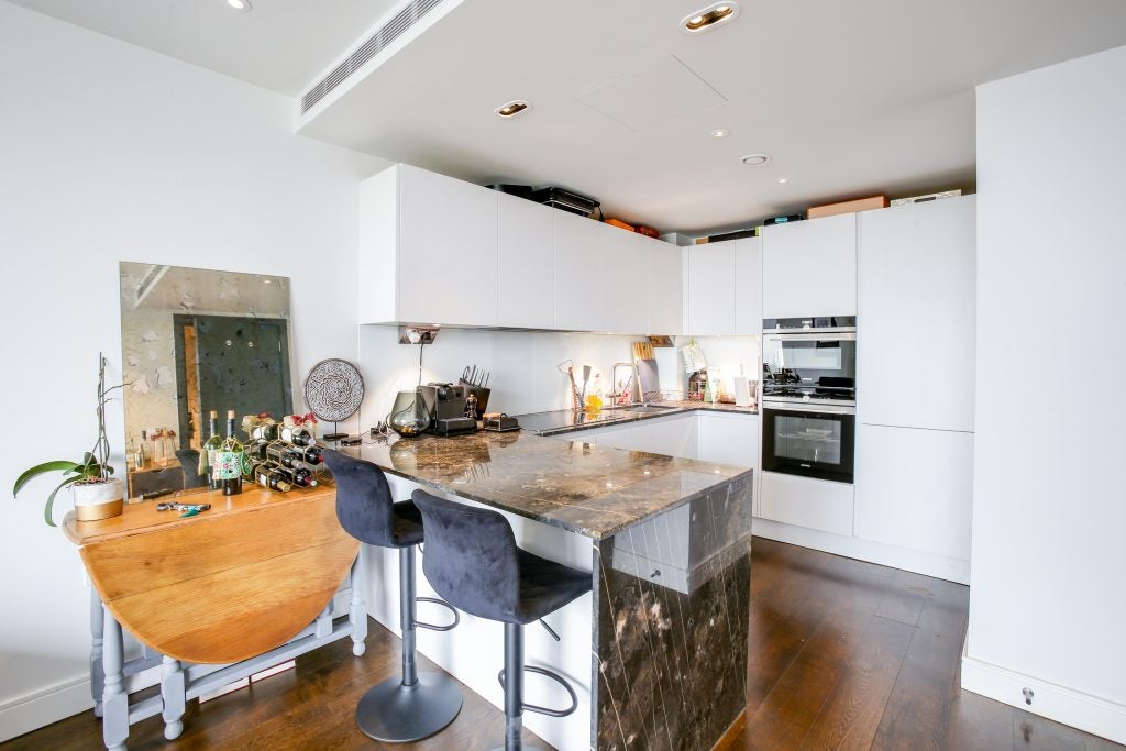 Flat Imperial Road in Greater London