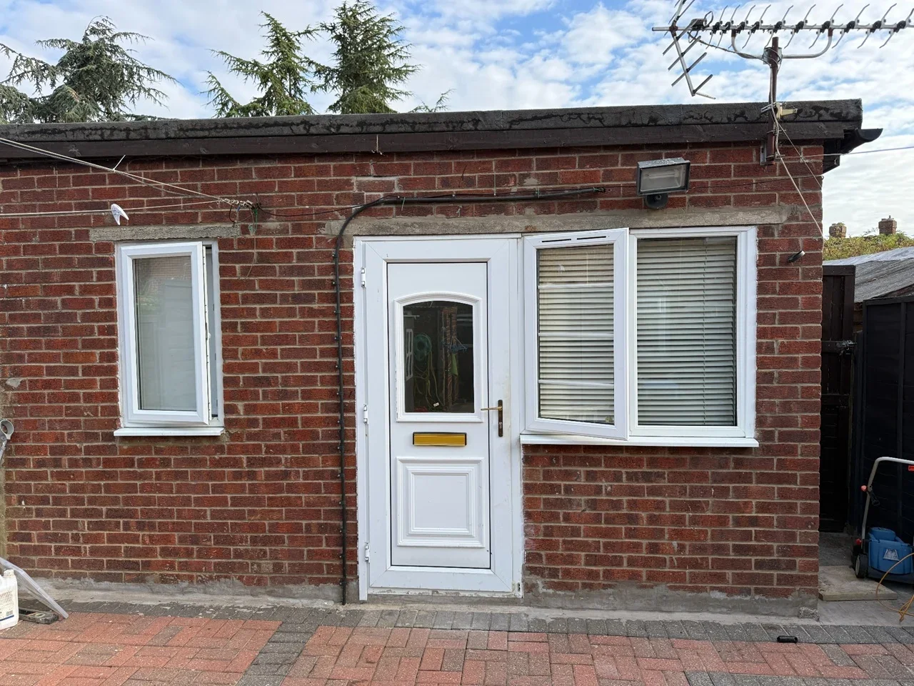 Flat Charville Lane in Greater London