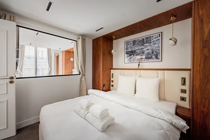 Appartement Cour de Rome à Paris