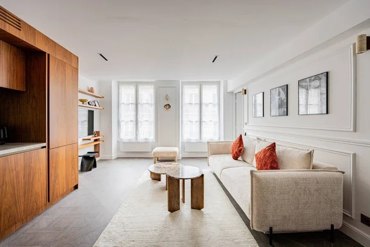 Appartement Cour de Rome à Paris