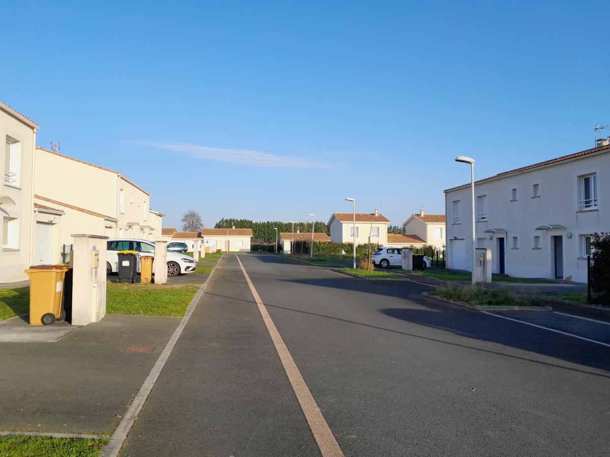Maison Cité Font Renard à Val-de-Livenne