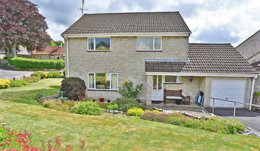 House Broadwell Close in Combe St Nicholas