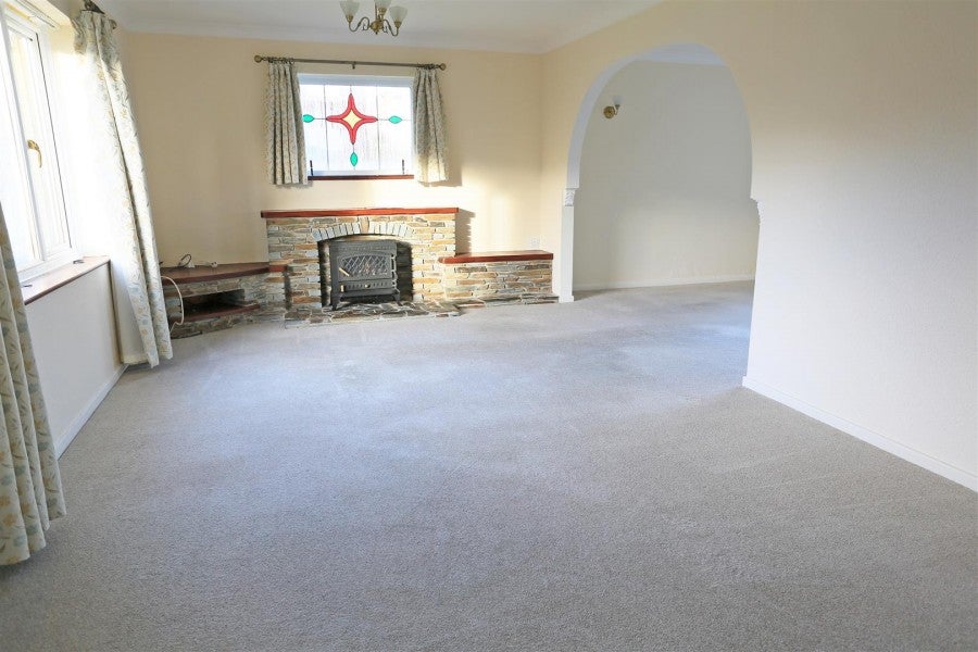 House Broadwell Close in Combe St Nicholas