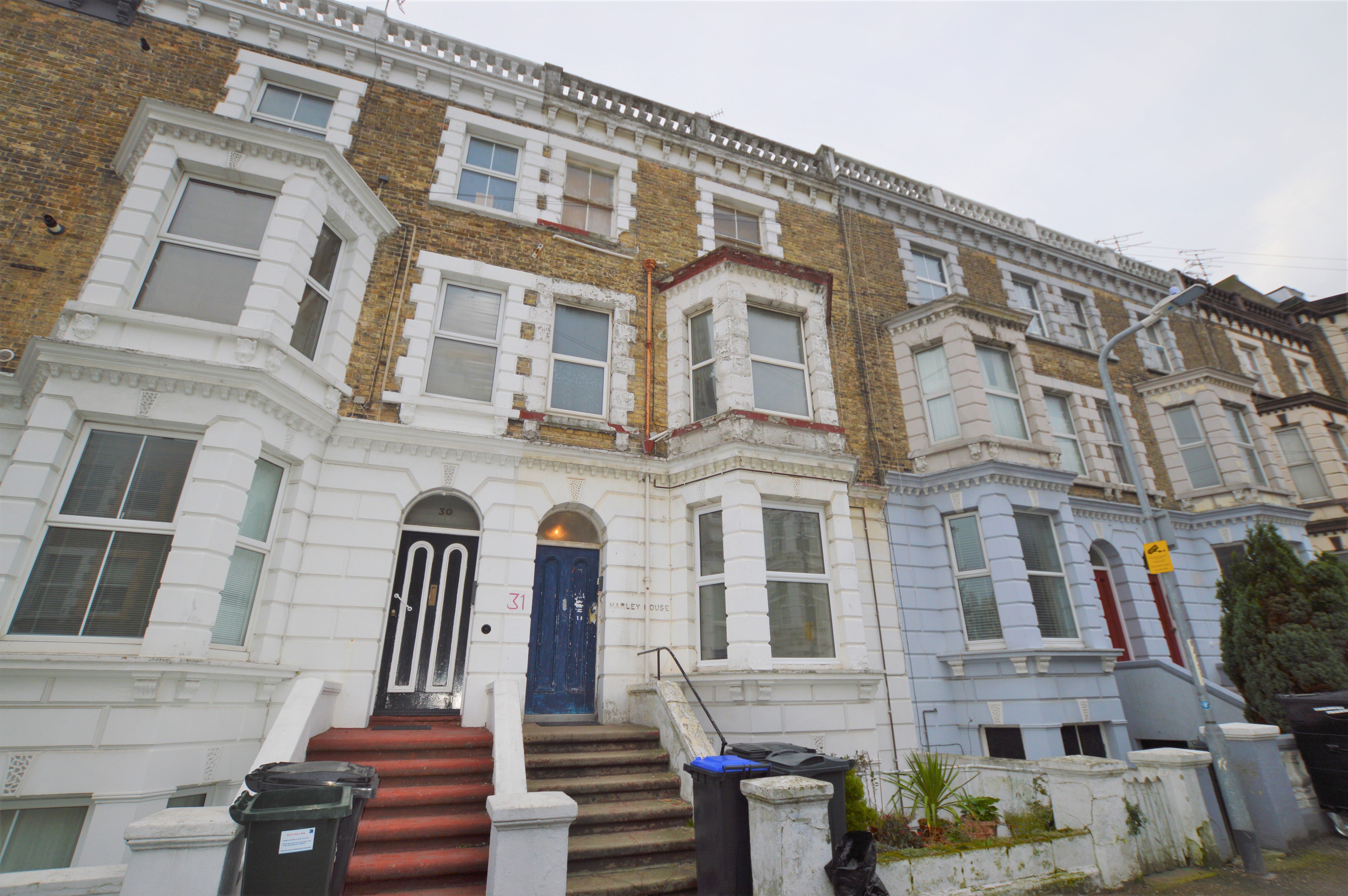 Flat Edgar Road in Thanet