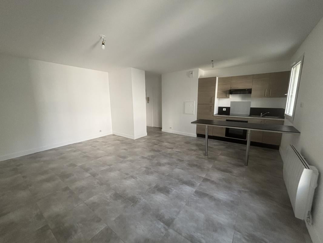 Flat Rue d'Essling in Courbevoie