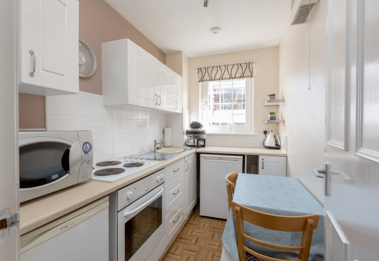 Flat Causewayside in City of Edinburgh