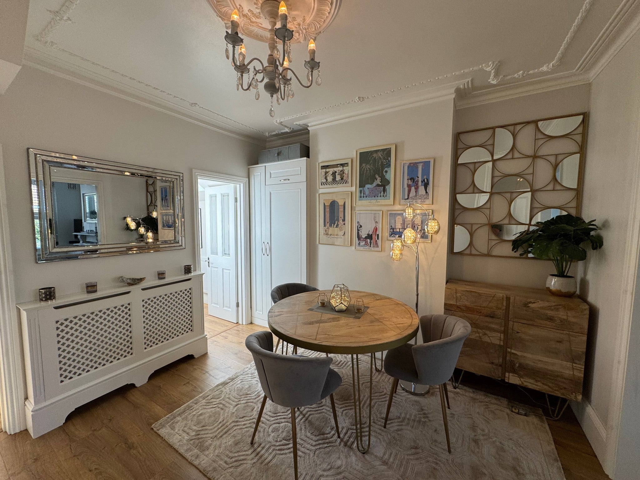 Flat Holbeach Road in Greater London