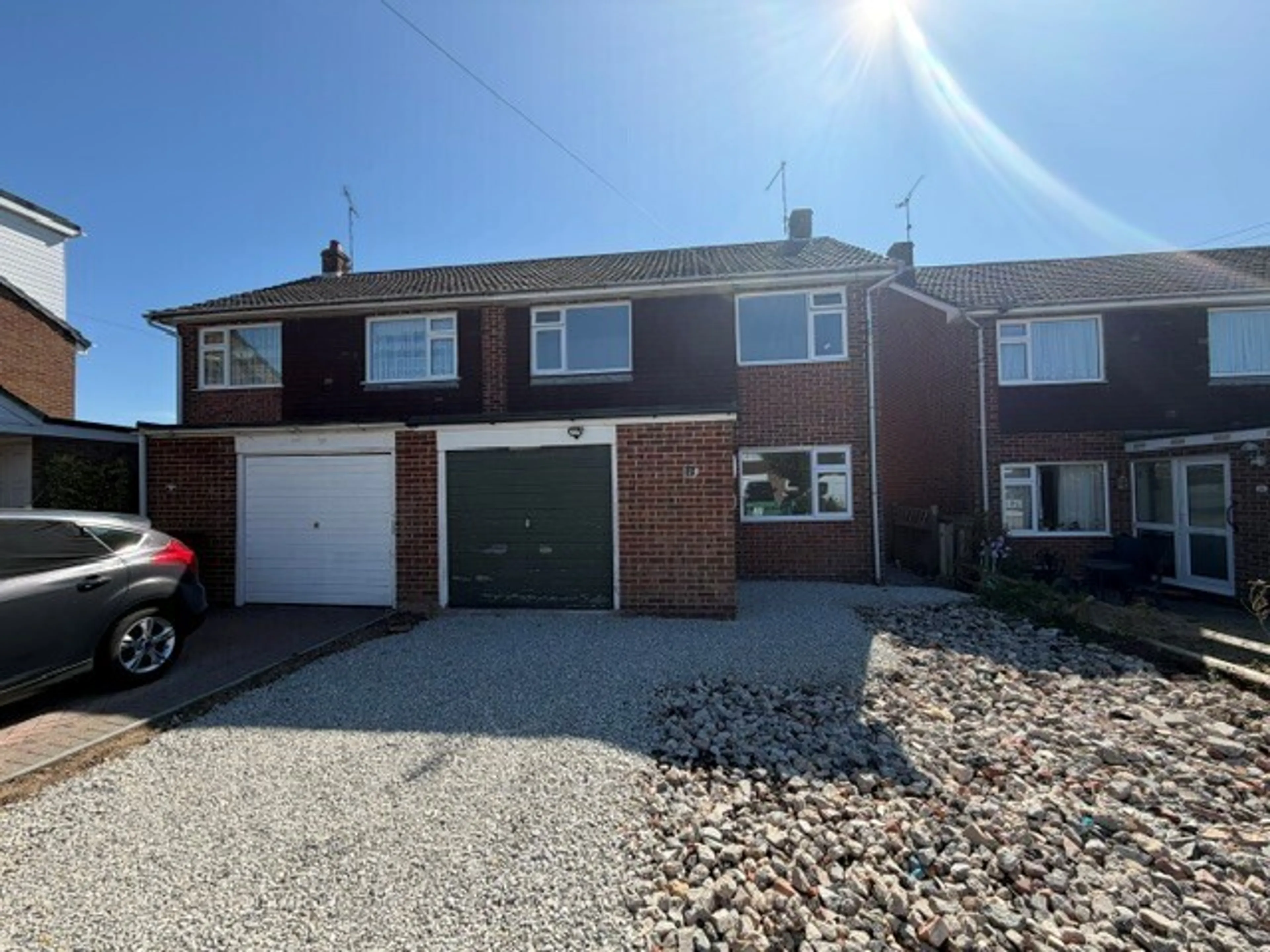 House Hayward Close in Ashford