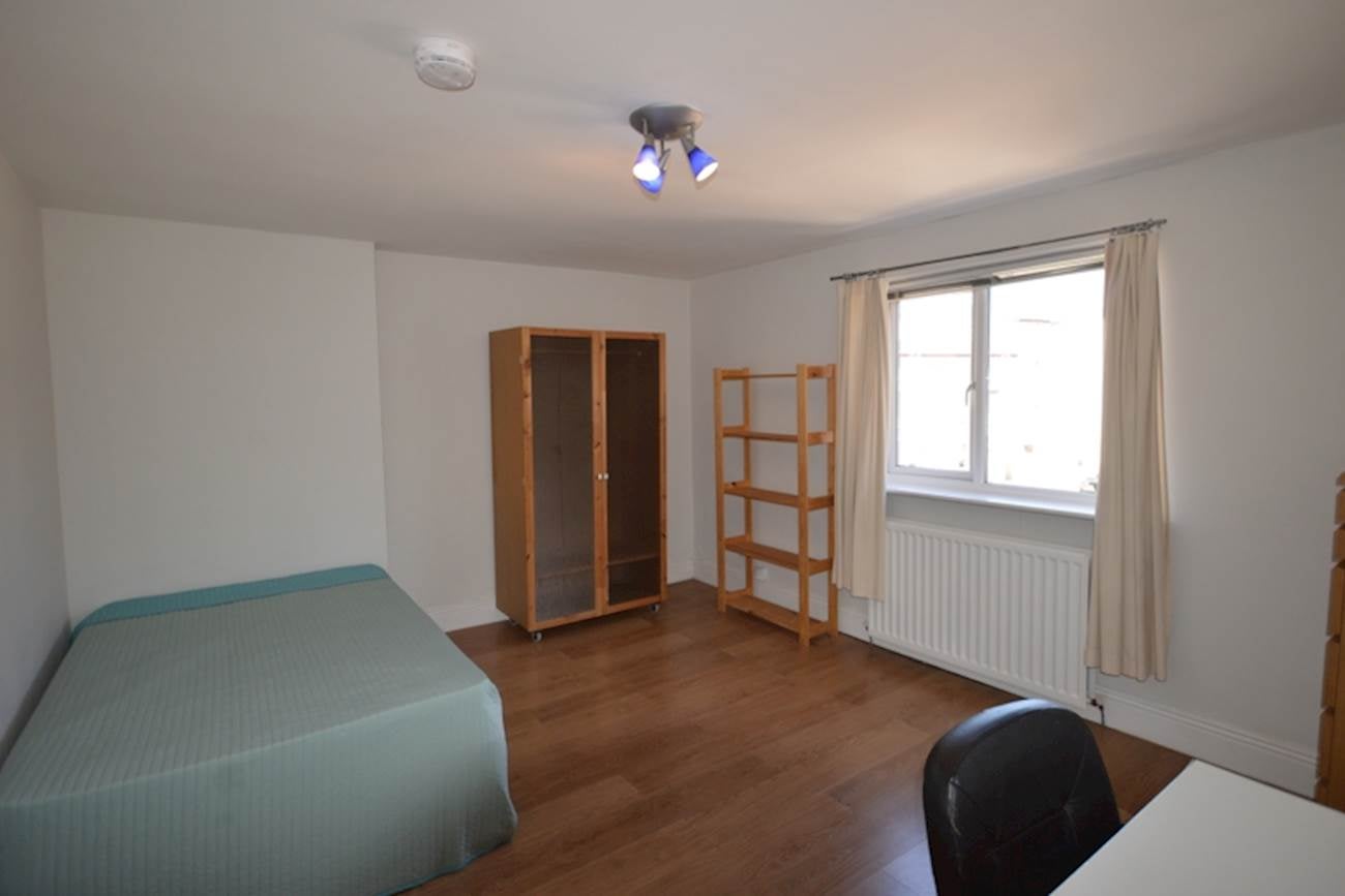 Flat Archbold Terrace in Newcastle upon Tyne