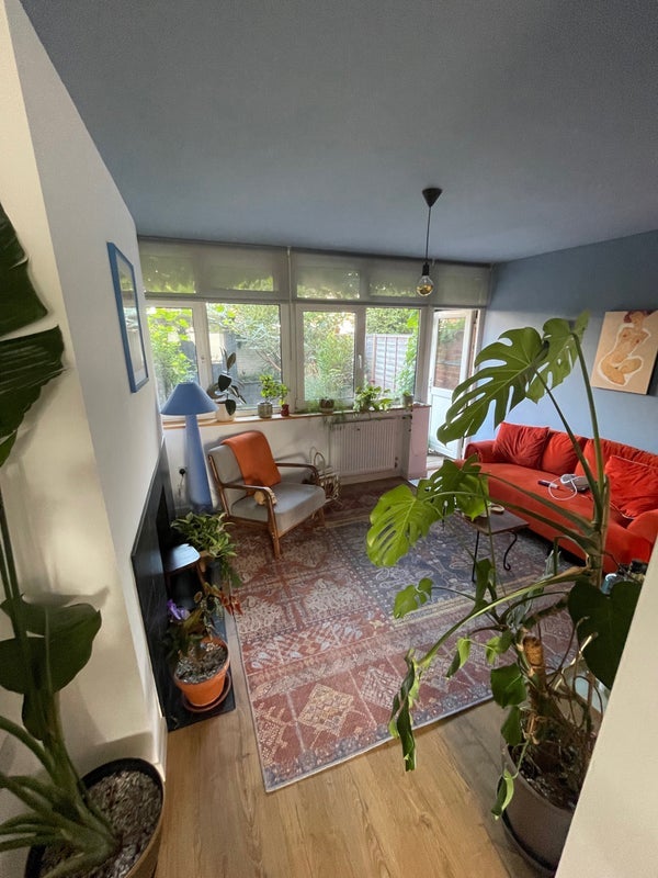 Room Unwin Close in Greater London