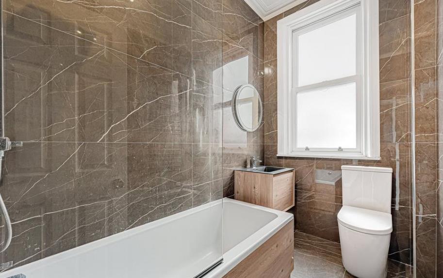 Flat Bickenhall Street in City of Westminster
