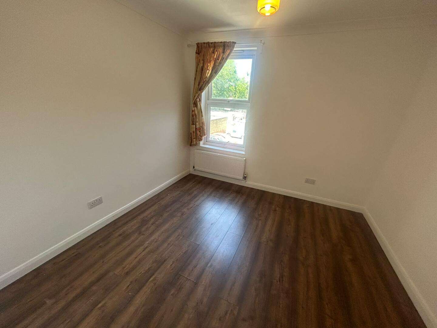 Flat Essex Road in Dartford