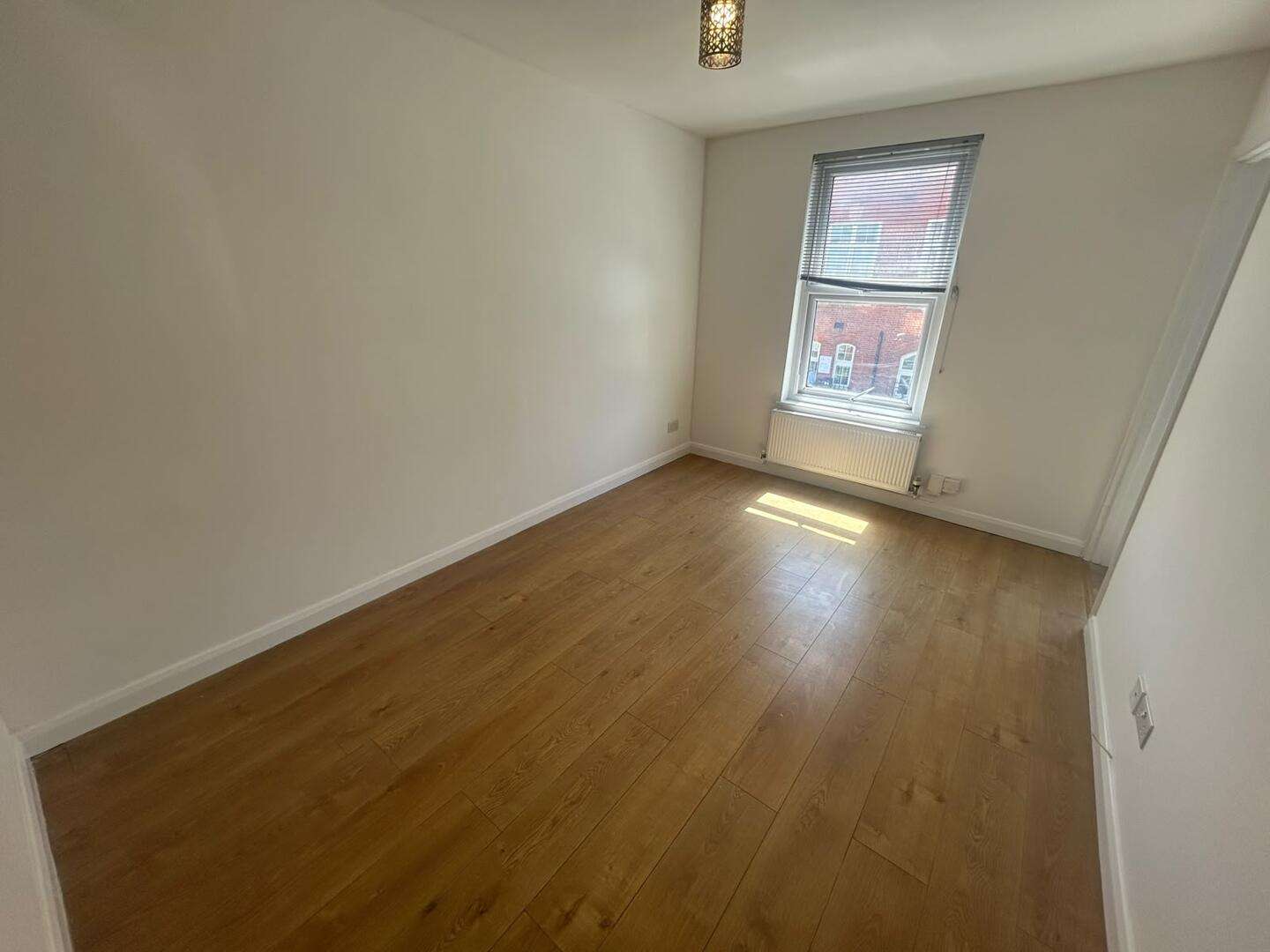 Flat Essex Road in Dartford