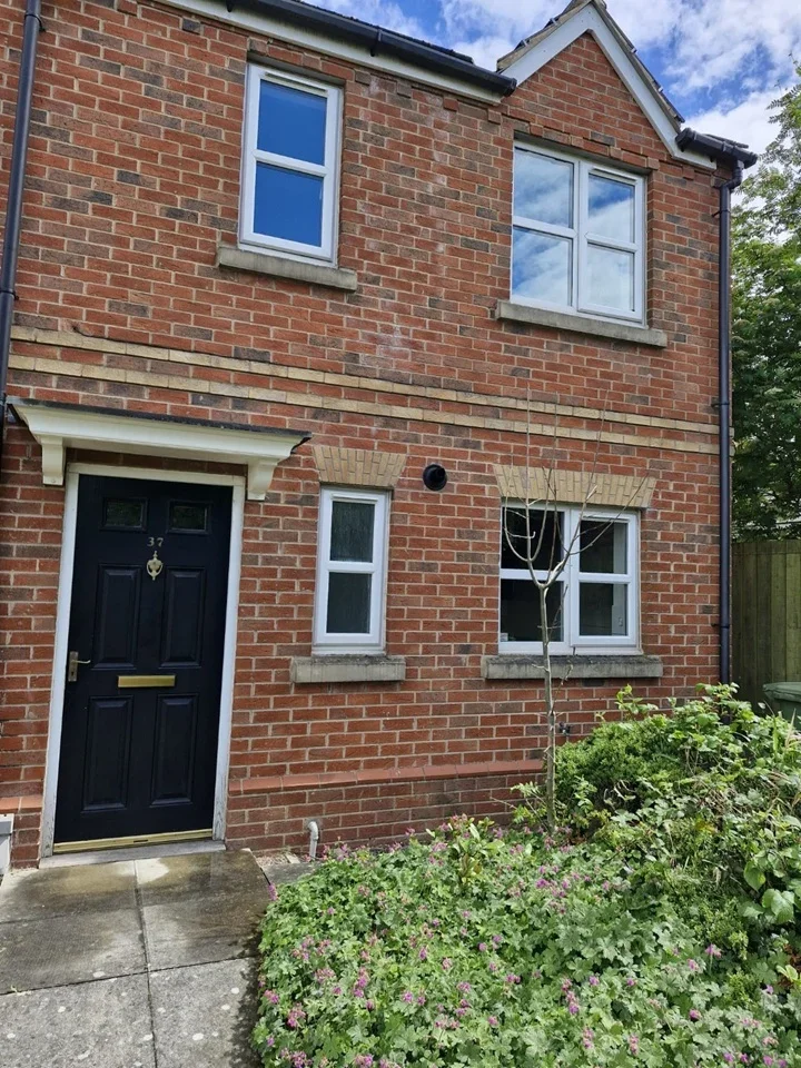 House Dean Road in Scunthorpe